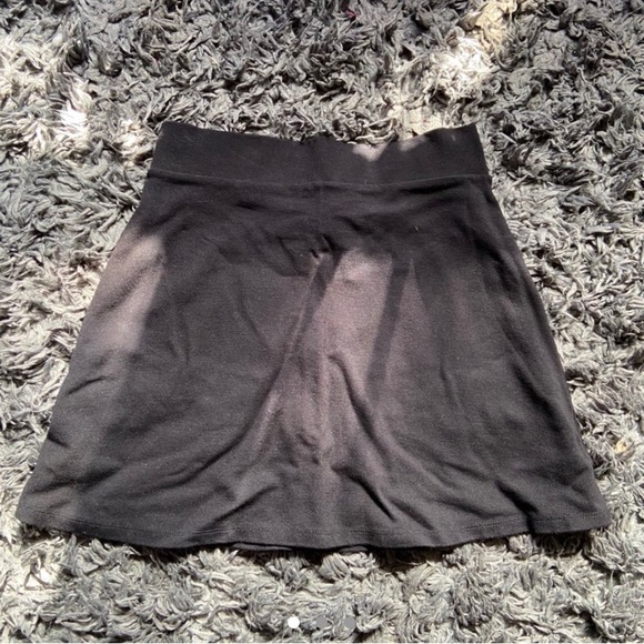 Forever21 stretchy skirt - Picture 1 of 2